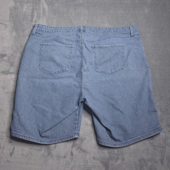 Gloria Vanderbilt Womens Bermuda Denim Shorts 18W All-Around Slimming Effect - Picture 2 of 7